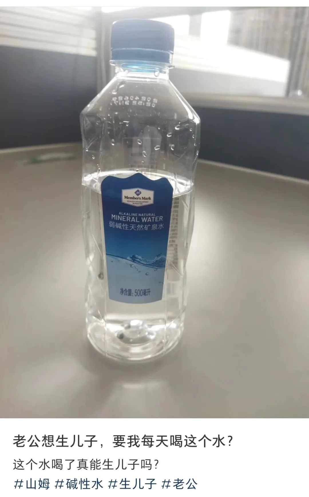 DƬ